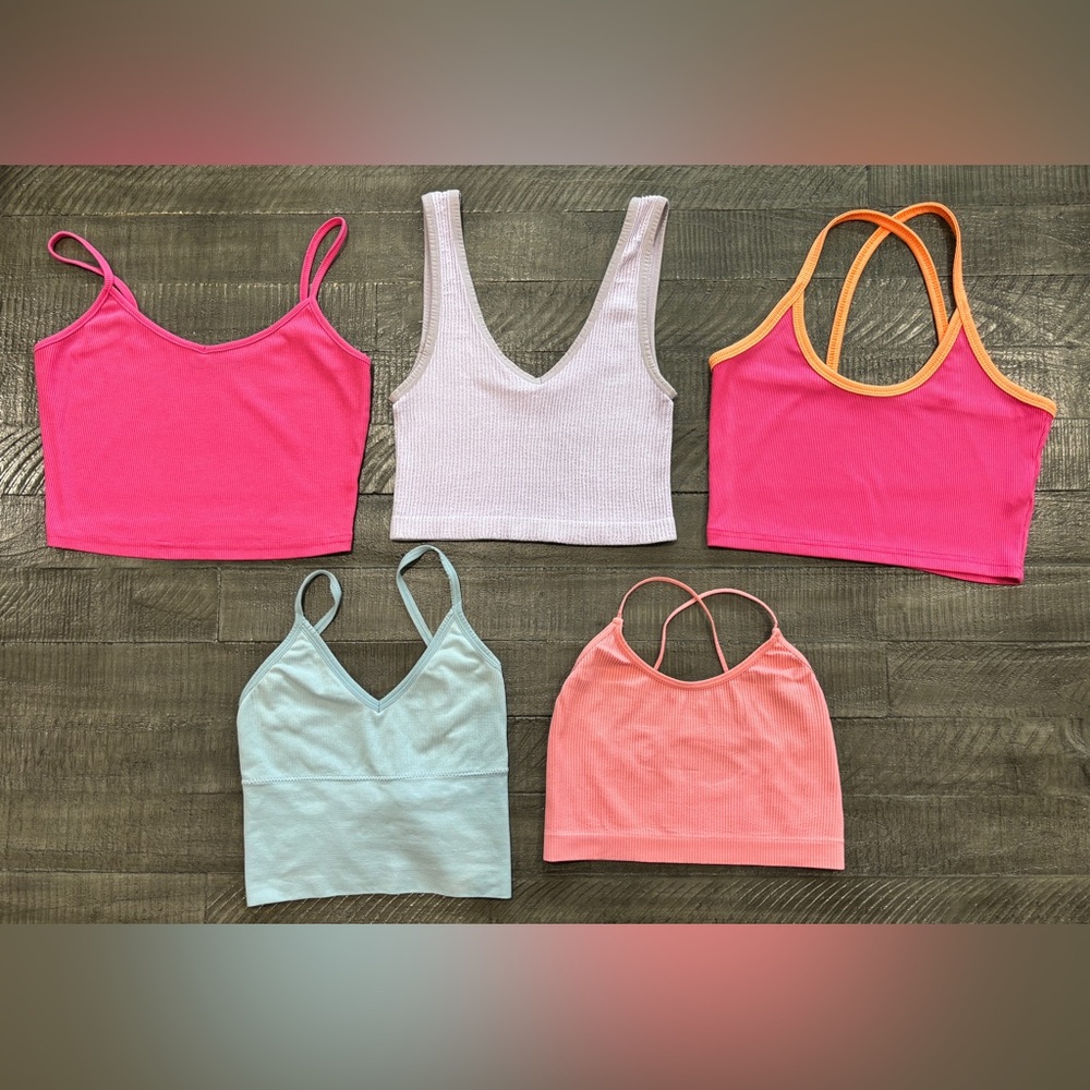 Tank Top Bundle Shein + Colsie Women’s Small (5 Tops)